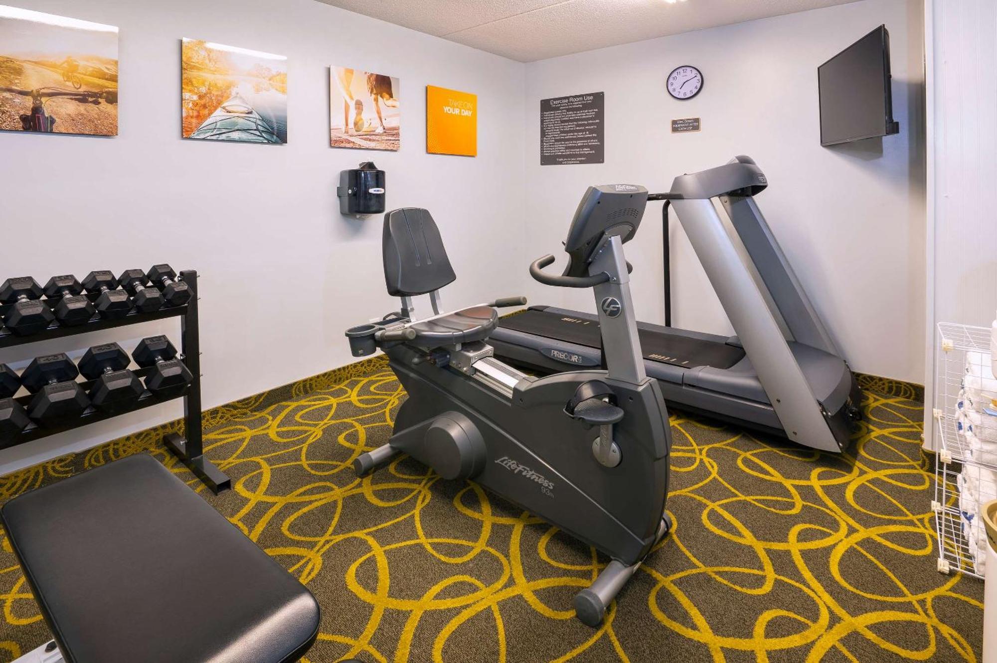 Comfort Hotel & Suites Peterborough Zewnętrze zdjęcie