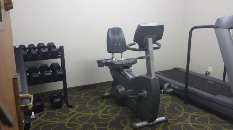 Comfort Hotel & Suites Peterborough Zewnętrze zdjęcie